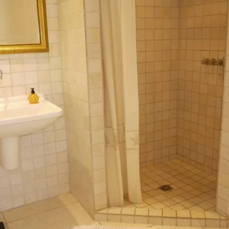 Andrioli - 3 Bedrooms And An Amazing Rooftop In Central * ニース