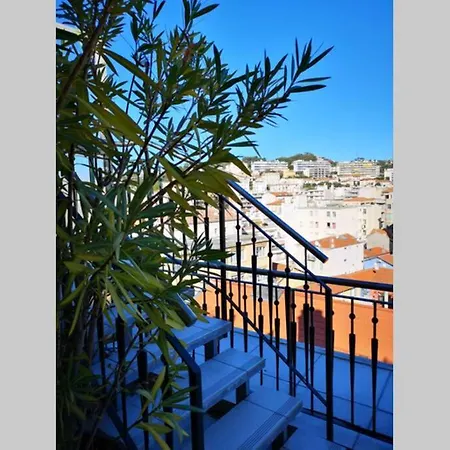 Andrioli - 3 Bedrooms And An Amazing Rooftop In Central アパート
