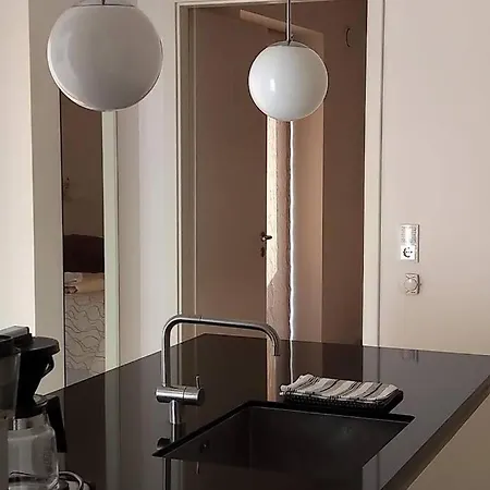 アパート Andrioli - 3 Bedrooms And An Amazing Rooftop In Central ニース